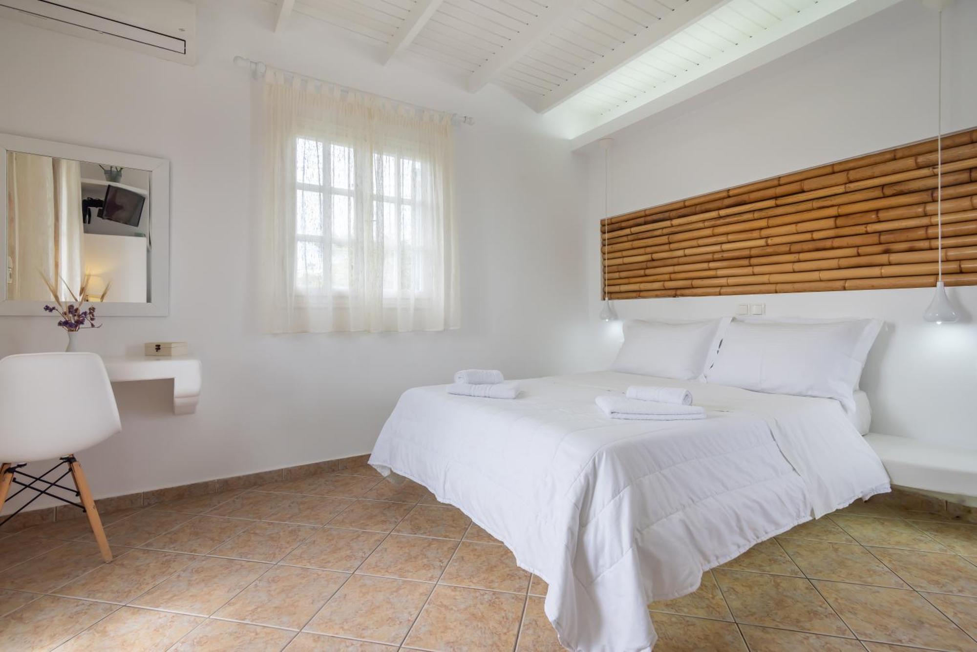 Orizontes Studios Adamantas  Habitación foto